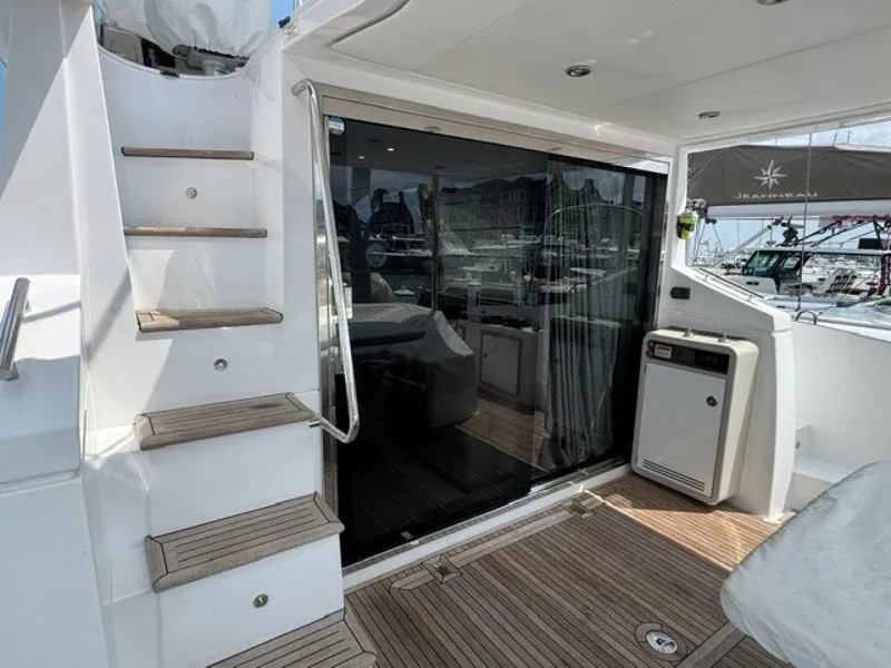 Slide: The Image of Azimut 50FLY 2023 - 7160917
