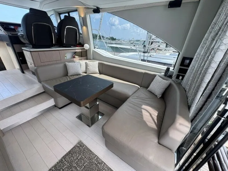 Slide: The Image of Azimut 50FLY 2023 - 7160920