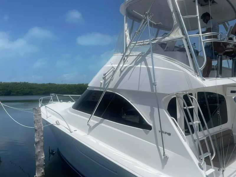 Slide: The Image of Viking Convertible 2012 - 7164639