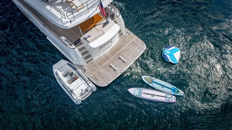 Slide: The Image of Sirena Flybridge 2023 - 7162983