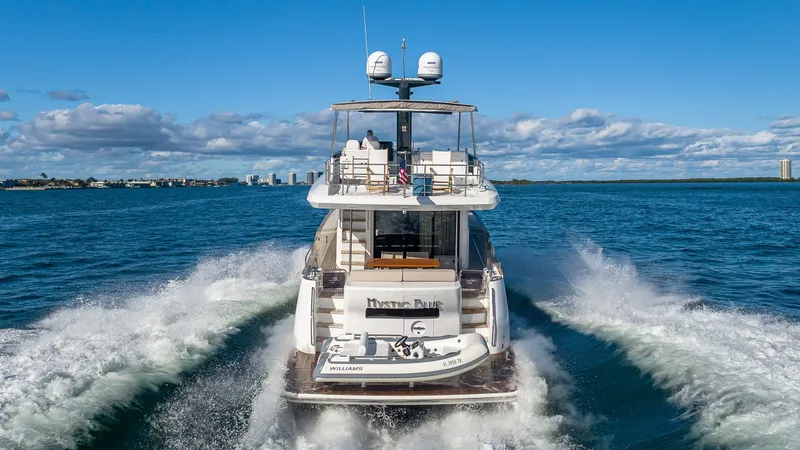 Slide: The Image of Sirena Flybridge 2023 - 7162981