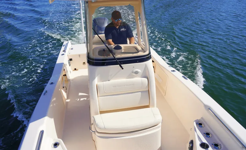 Slide: The Image of Grady-White 251 Coastal Explorer 2020 - 7163128