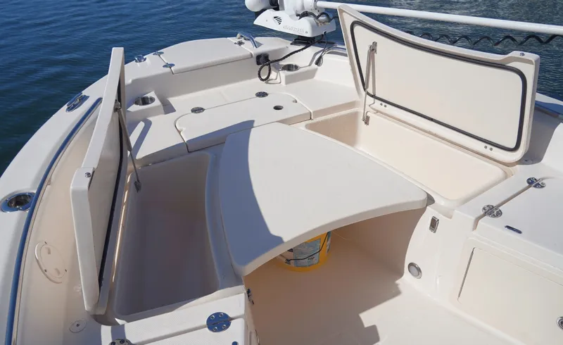 Slide: The Image of Grady-White 251 Coastal Explorer 2020 - 7163124