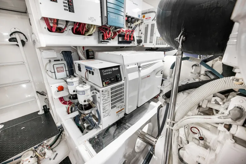 Slide: The Image of Viking 62 Convertible 2017 - 7163763