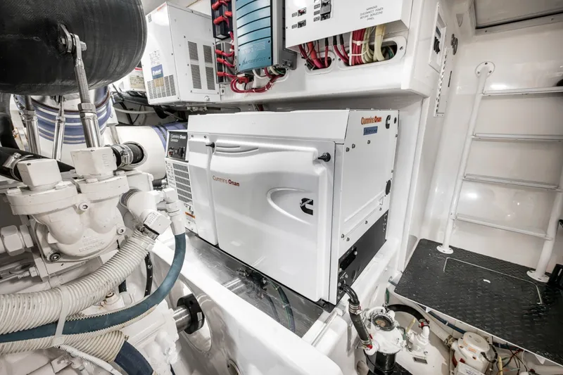Slide: The Image of Viking 62 Convertible 2017 - 7163762