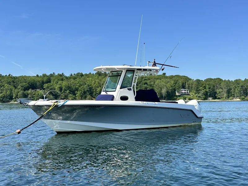 Slide: The Image of Boston Whaler 250 Outrage 2024 - 7163895