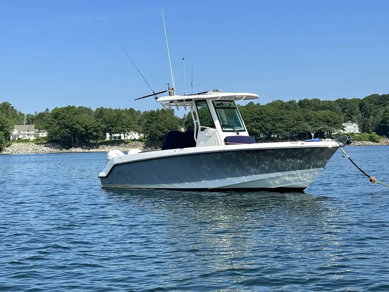 Slide: The Image of Boston Whaler 250 Outrage 2024 - 7163892