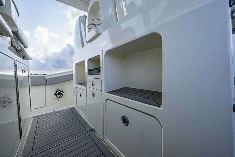 Slide: The Image of Scout 42 Maizey Blue - Exterior Helm 2024 Scout 42 LXF Maizey Blue - 7657117