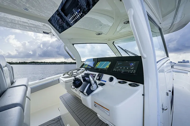 Slide: The Image of Scout 42 Maizey Blue - Exterior Helm 2024 Scout 42 LXF Maizey Blue - 7454582
