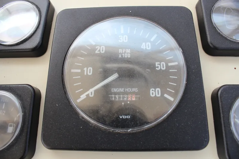 Slide: The Image of Engine Tach - 7164141