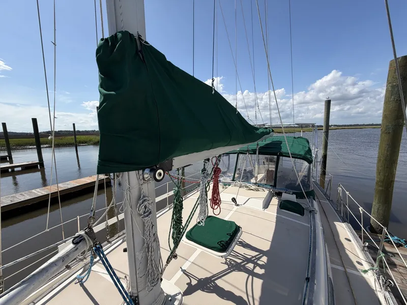 Slide: The Image of Island Packet 38 1986 - 7164679