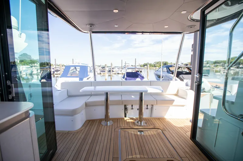 Slide: The Image of Cruisers 50 FLY 2027 - 7845404