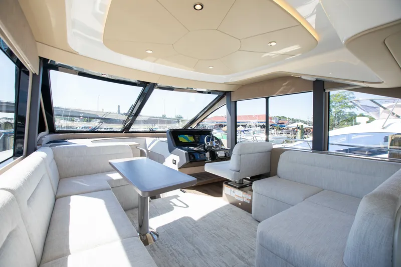 Slide: The Image of Cruisers 50 FLY 2027 - 7845395