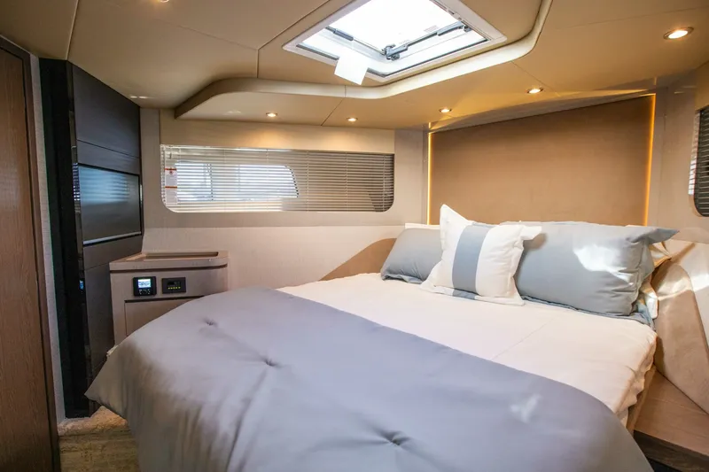 Slide: The Image of Cruisers 50 FLY 2027 - 7845355