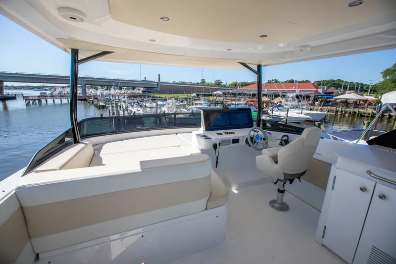 Slide: The Image of Cruisers 50 FLY 2027 - 7845347