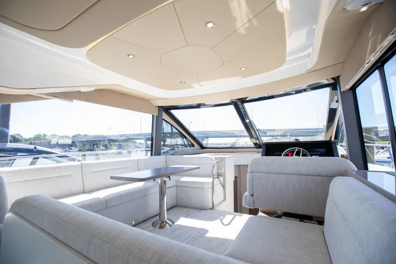 Slide: The Image of Cruisers 50 FLY 2027 - 7845397
