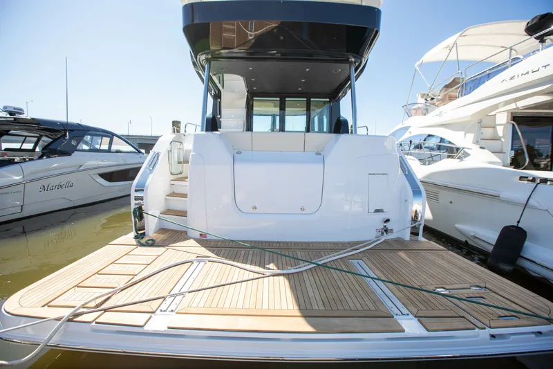 Slide: The Image of Cruisers 50 FLY 2027 - 7845399