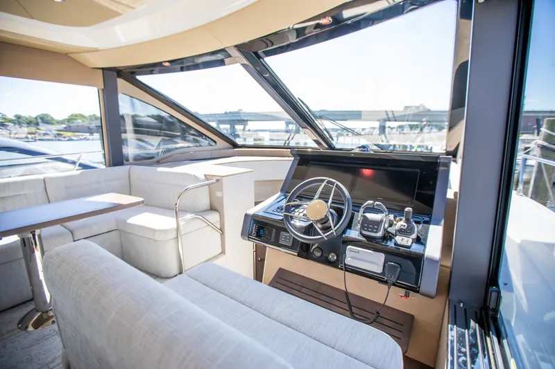 Slide: The Image of Cruisers 50 FLY 2027 - 7845390