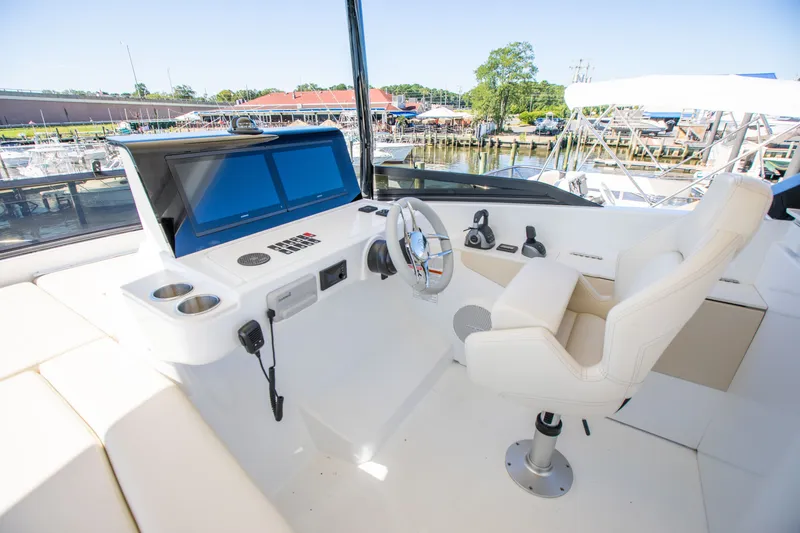 Slide: The Image of Cruisers 50 FLY 2027 - 7845349