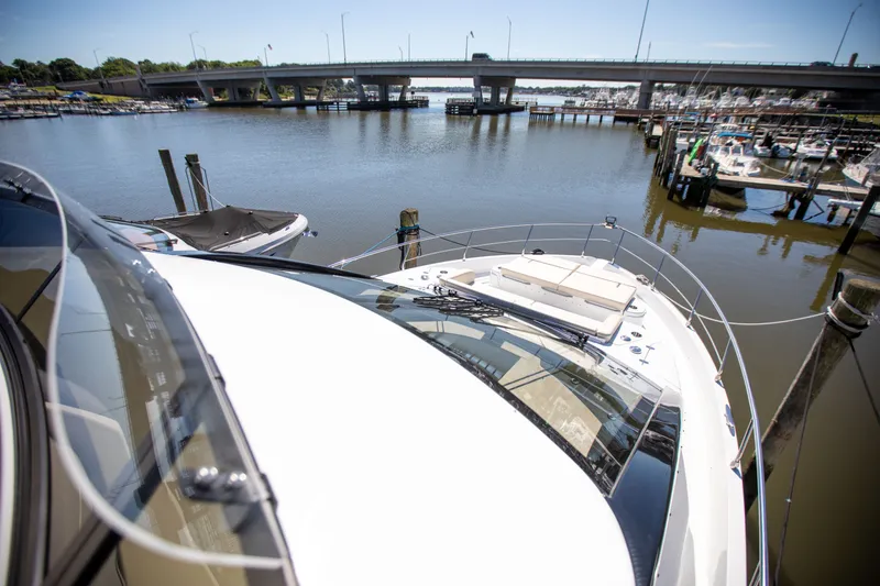 Slide: The Image of Cruisers 50 FLY 2027 - 7845434