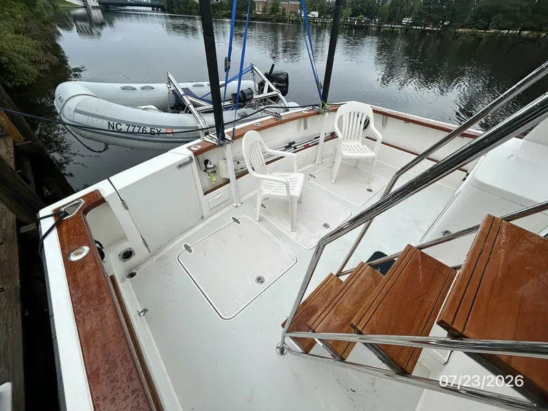 Slide: The Image of 42' Sabre cockpit1 - 7215967