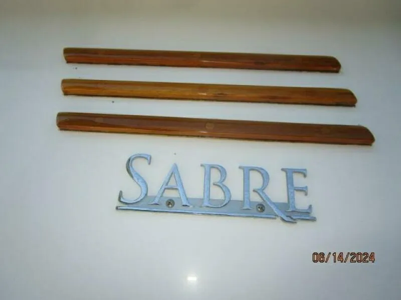 Slide: The Image of 42' Sabre brand plate - 7384973