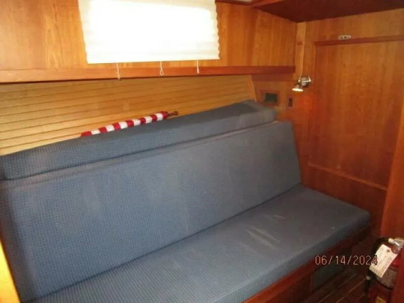 Slide: The Image of 42' Sabre guest stateroom aft1 - 7385017