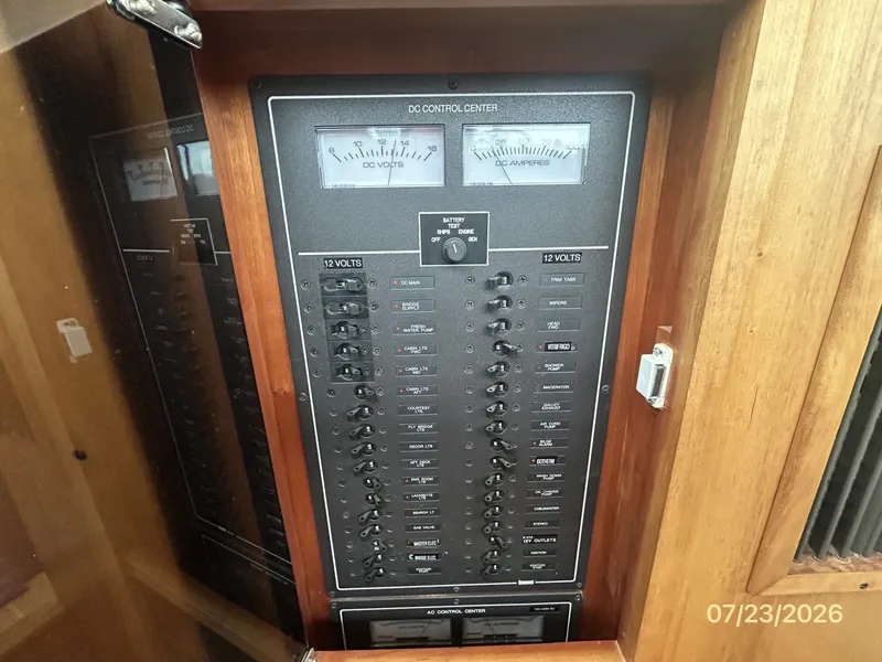 Slide: The Image of 42' Sabre electrical panel1 - 7215971