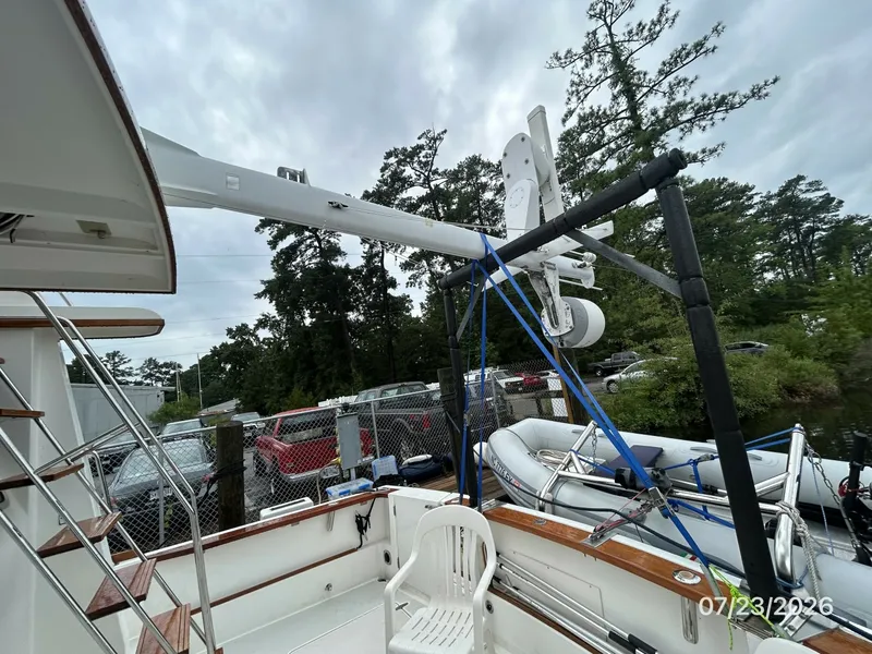 Slide: The Image of 42' Sabre mast brace - 7216007