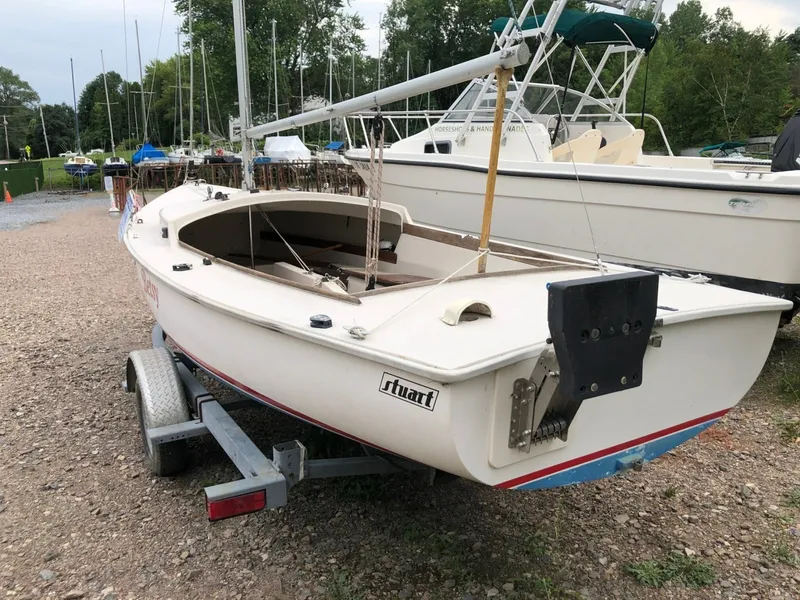 Slide: The Image of Stuart Marine 19 2005 - 7216188