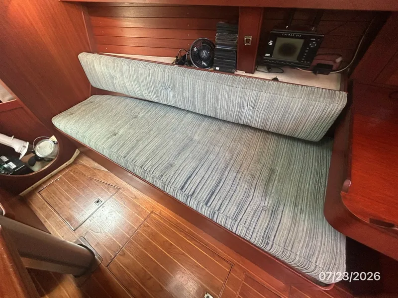 Slide: The Image of 35' Scanmar salon starboard seating - 7216308