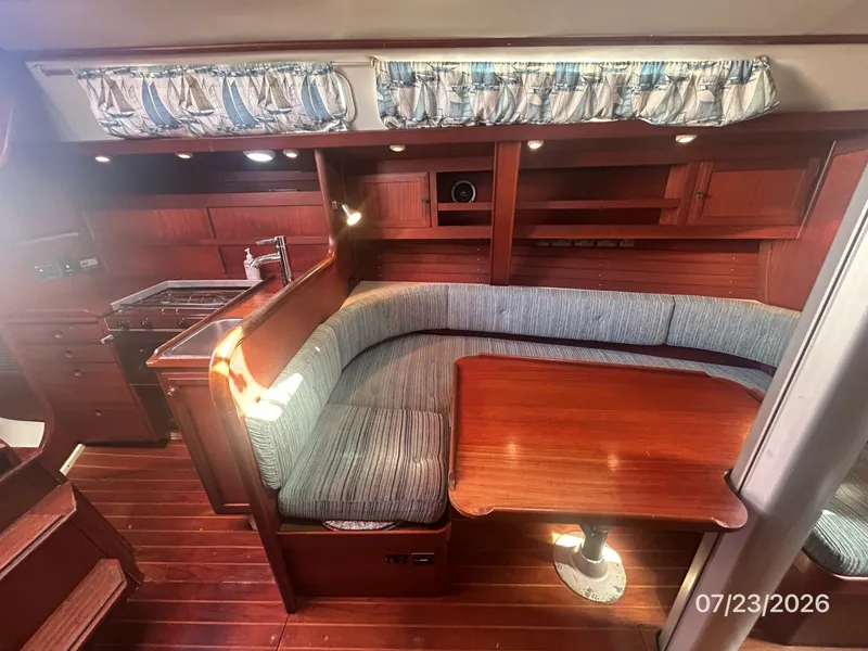 Slide: The Image of 35' Scanmar salon port - 7216305