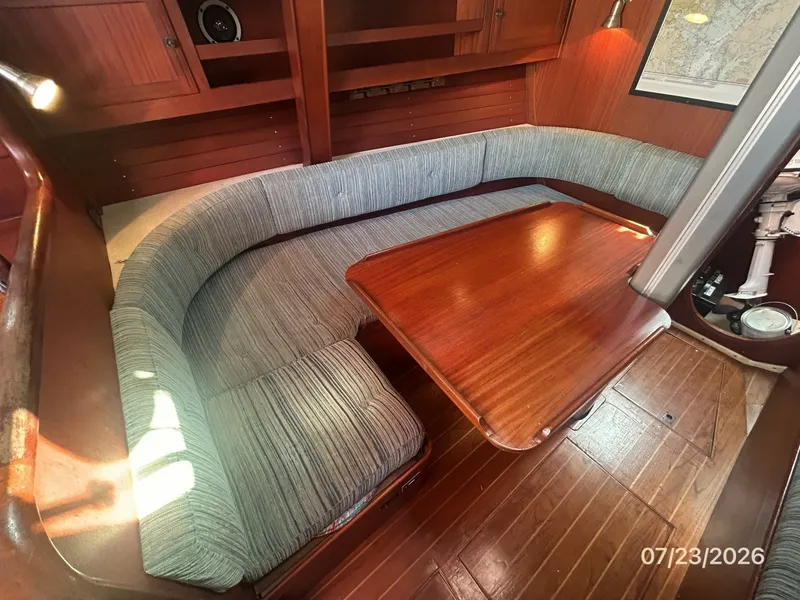 Slide: The Image of 35' Scanmar salon port seating - 7216306