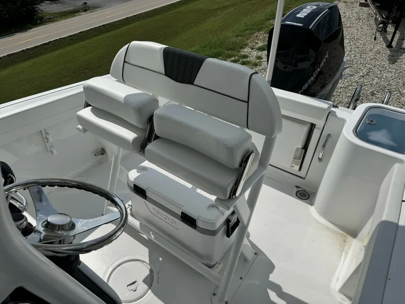 Slide: The Image of Wellcraft 223 Fisherman 2025 - 7218160