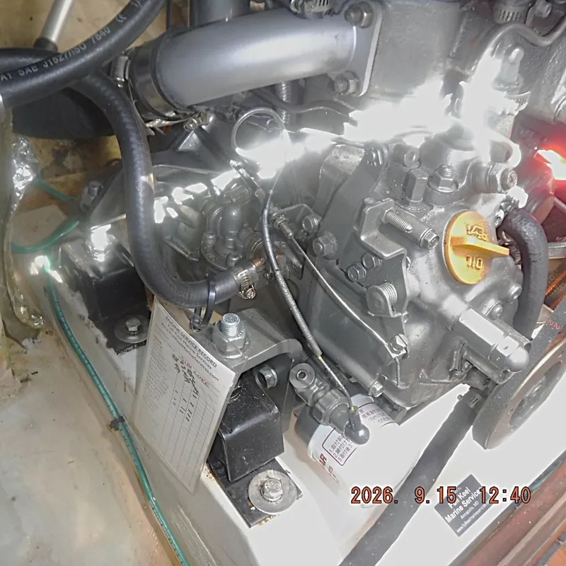 Slide: The Image of Carter 3/4 Ton 1975 - 8052228