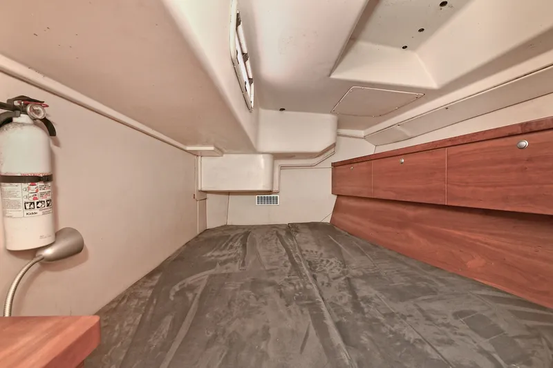 Slide: The Image of 2008 Hanse 470e 2nd Guest Cabin - 7220423
