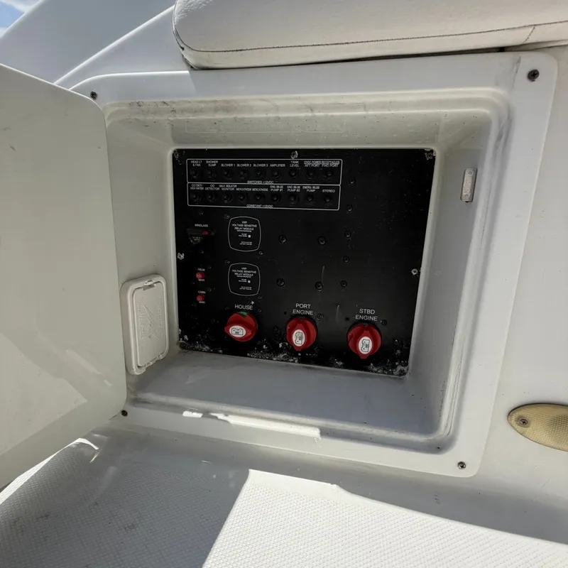 Slide: The Image of Crownline Boats 340 CR 2008 - 7219546