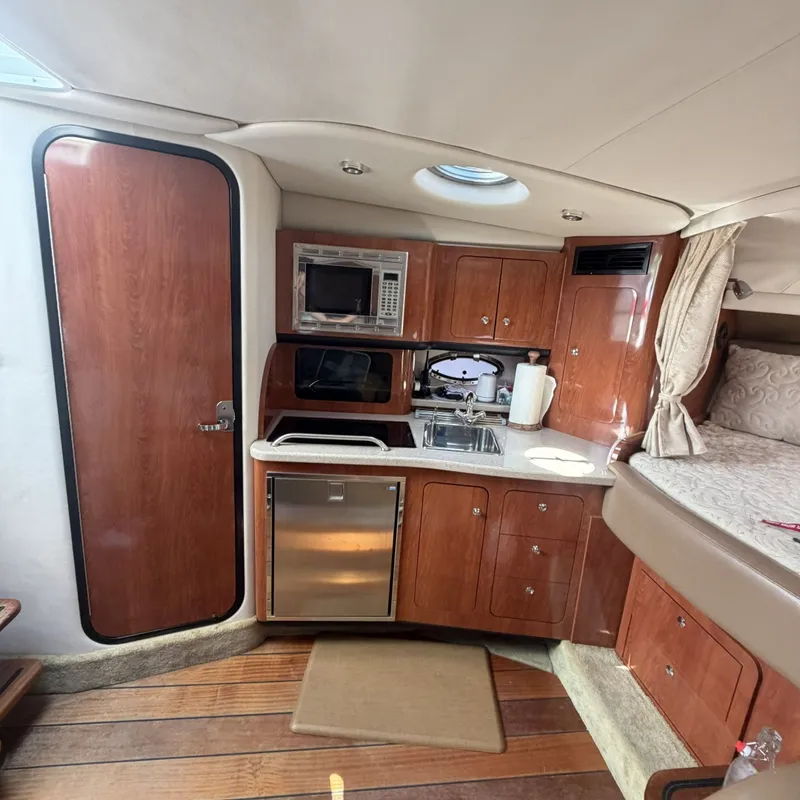 Slide: The Image of Crownline Boats 340 CR 2008 - 7219553