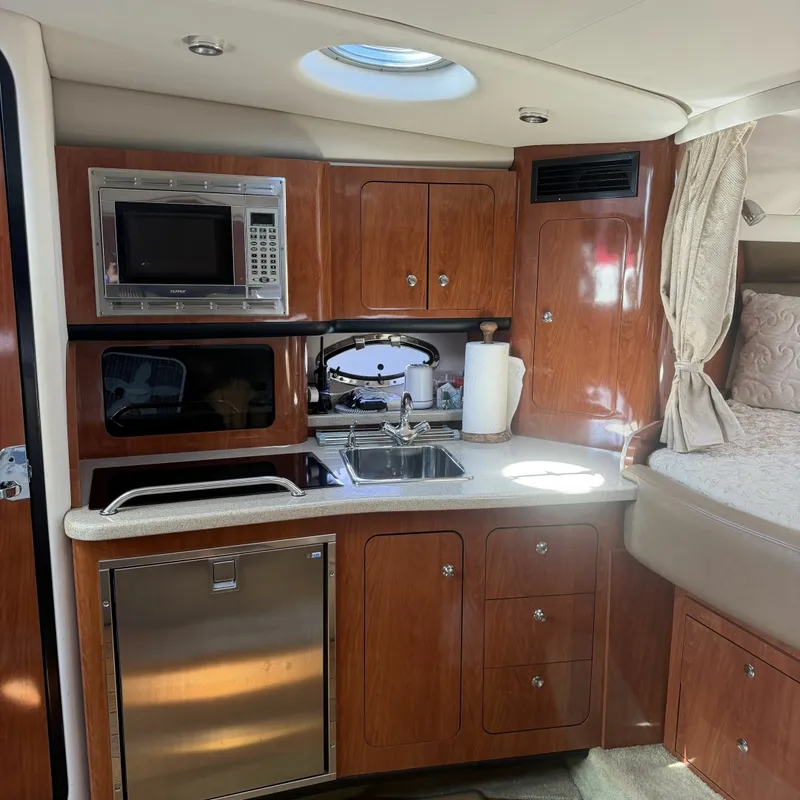 Slide: The Image of Crownline Boats 340 CR 2008 - 7219551