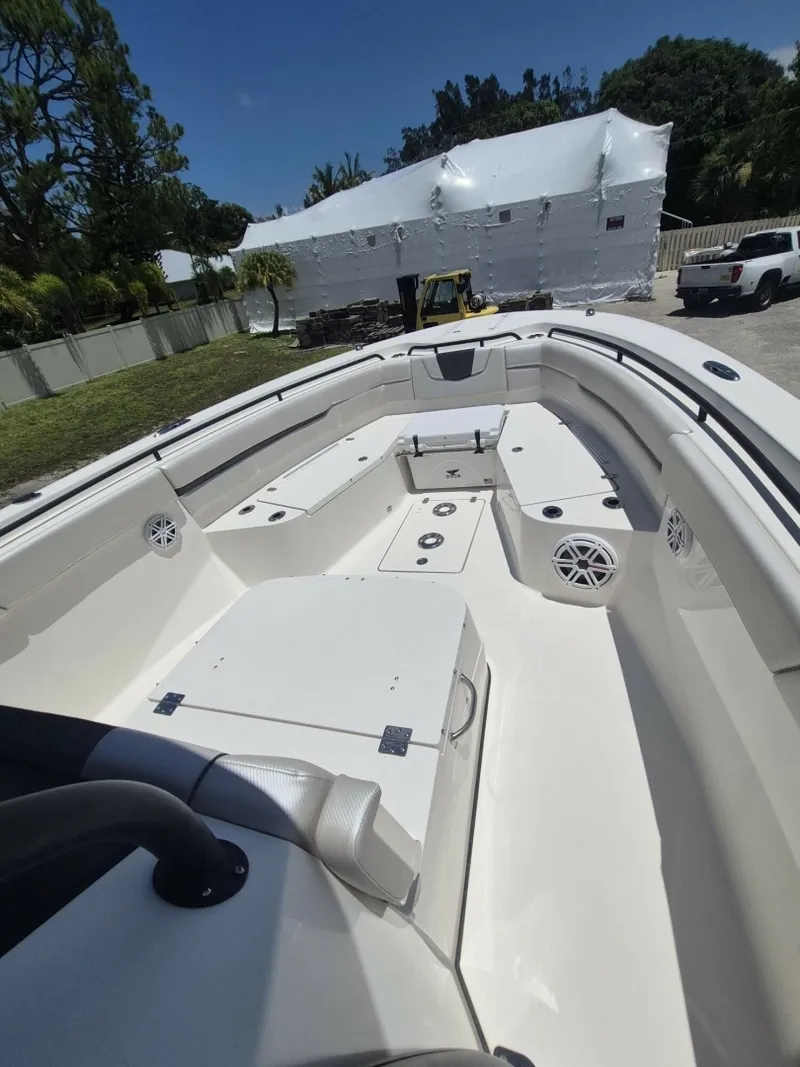 Slide: The Image of Wellcraft 35 JOKER'S JEWEL - Exterior Bow - 7219948
