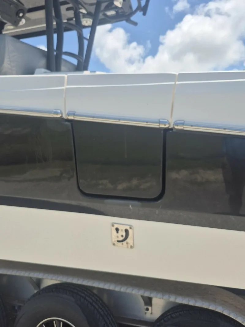 Slide: The Image of Wellcraft 35 JOKER'S JEWEL - Exterior Transom Door - 7219913
