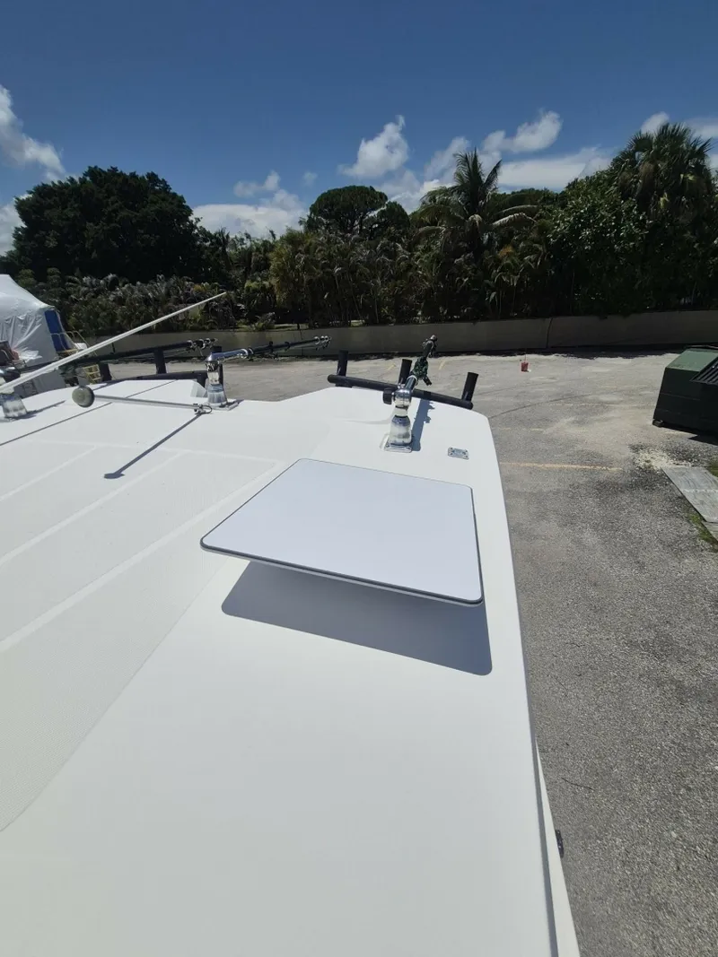 Slide: The Image of Wellcraft 35 JOKER'S JEWEL - Exterior 2019 Wellcraft 352 JOKER'S JEWEL - 7219942