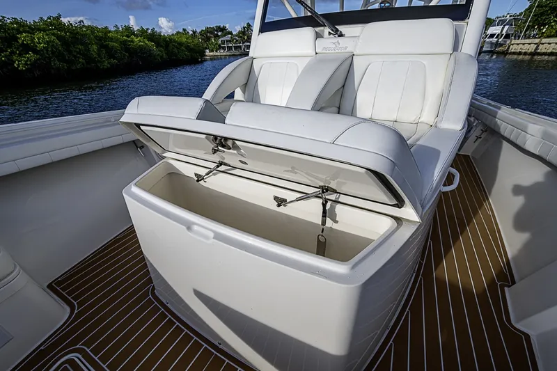 Slide: The Image of Jupiter 41 BIG HIT - Forward Helm Seating/Storage 2020 Jupiter 41
BIG HIT - 7308452
