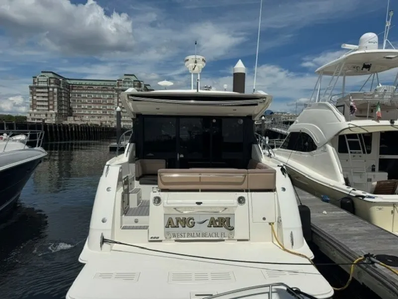 Slide: The Image of Sea Ray 400 Sundancer 2017 - 7220754