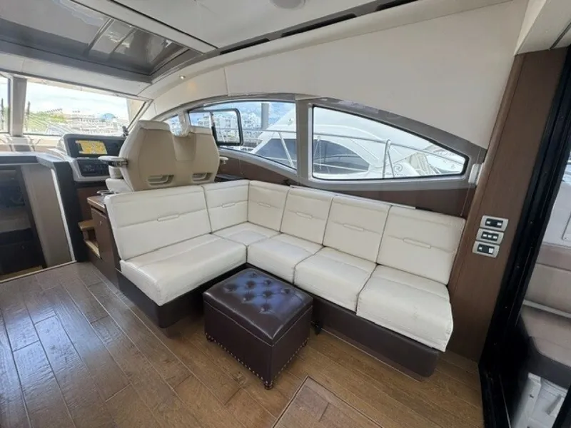 Slide: The Image of Sea Ray 400 Sundancer 2017 - 7220762