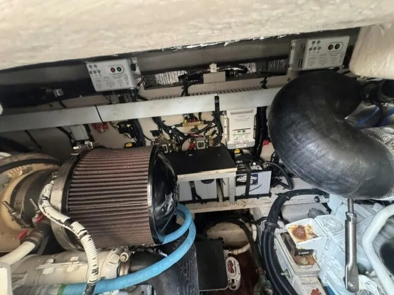 Slide: The Image of Sea Ray 400 Sundancer 2017 - 7220778