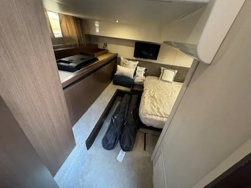 Slide: The Image of Sea Ray 400 Sundancer 2017 - 7220770