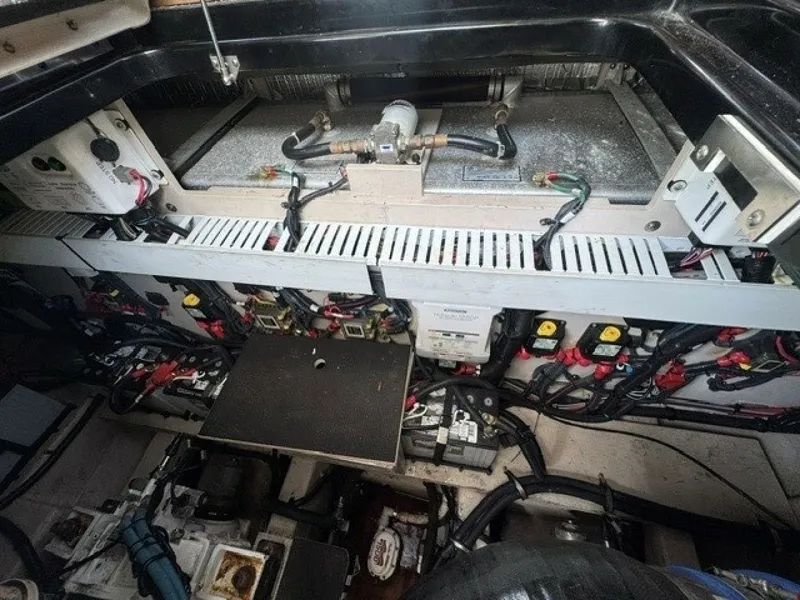 Slide: The Image of Sea Ray 400 Sundancer 2017 - 7220779