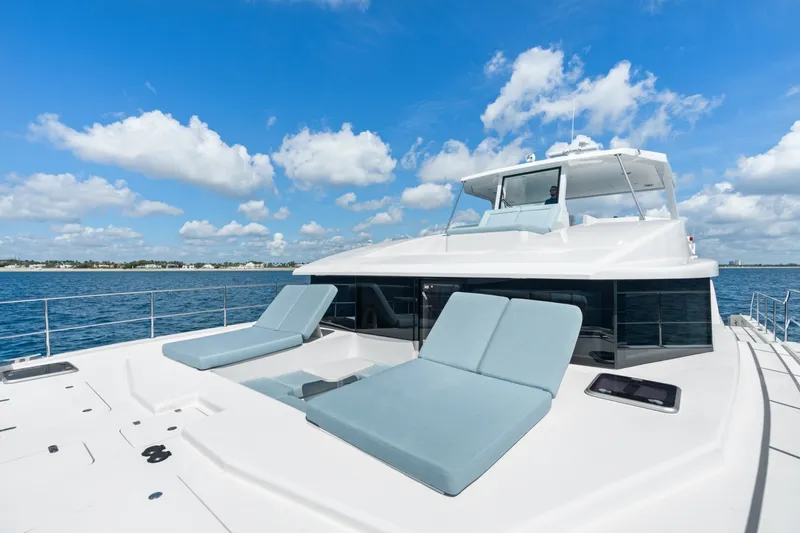 Slide: The Image of Two Oceans 555 2026 Two Oceans 555 Catamaran - 7309350