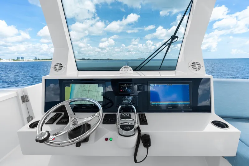 Slide: The Image of Two Oceans 555 2026 Two Oceans 555 Catamaran - 7309367